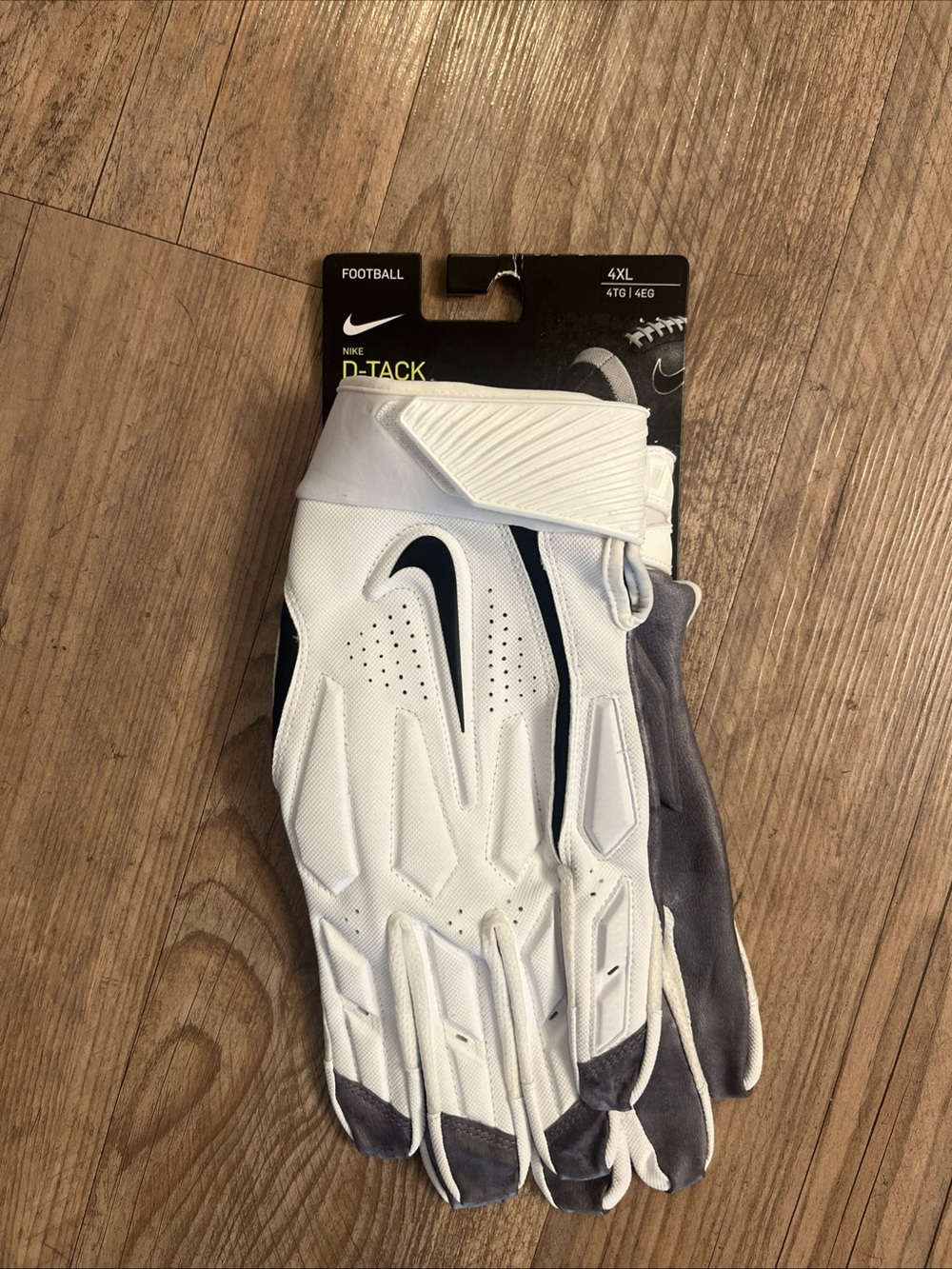 NWT Nike D-Tack 6.0 Lineman Football Gloves White Black PGF946-184 Mens Size 4XL